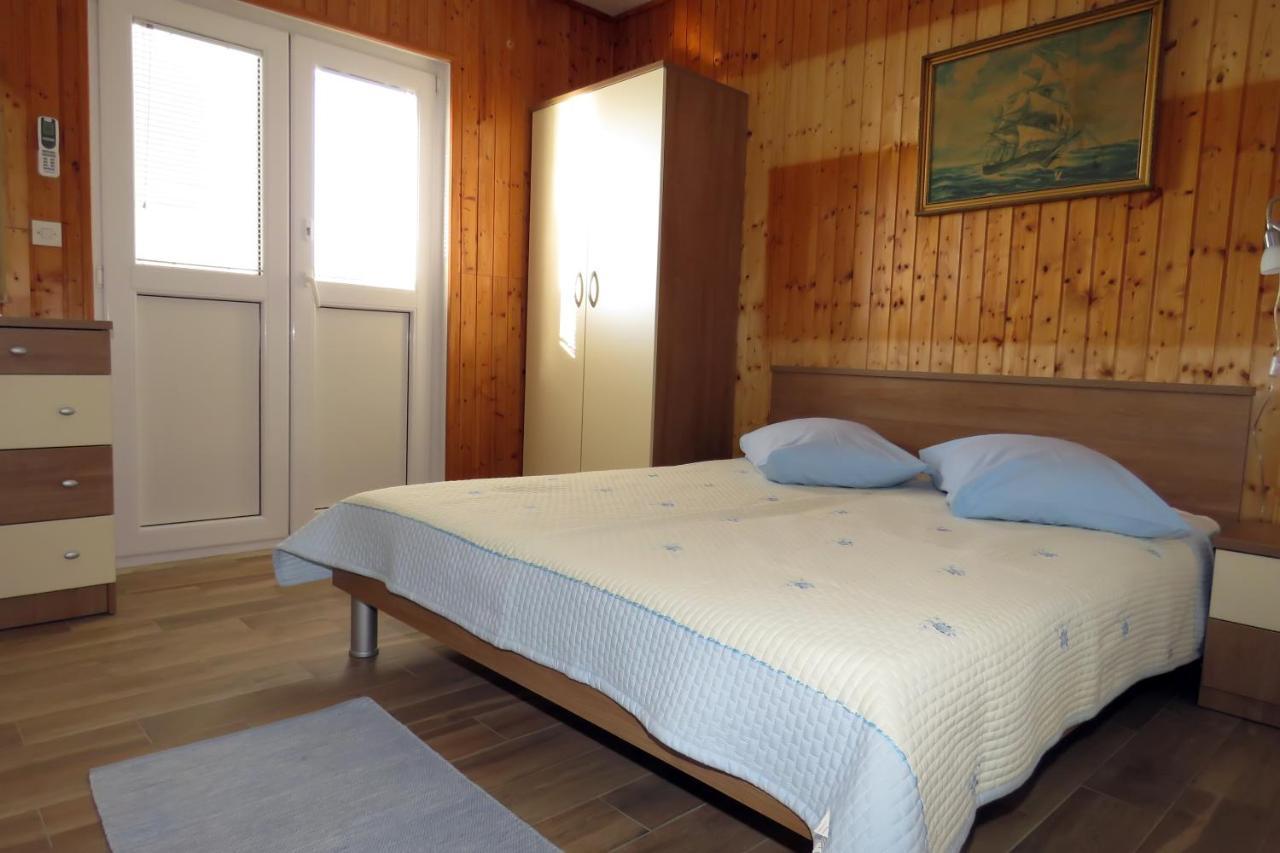 Apartments By The Sea Drasnice, Makarska - 5265 Eksteriør bilde